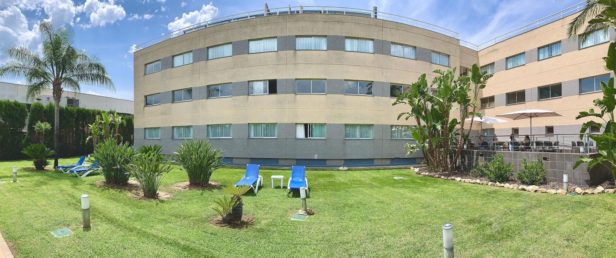 Ramada By Wyndham Valencia Almussafes Hotel Eksteriør billede